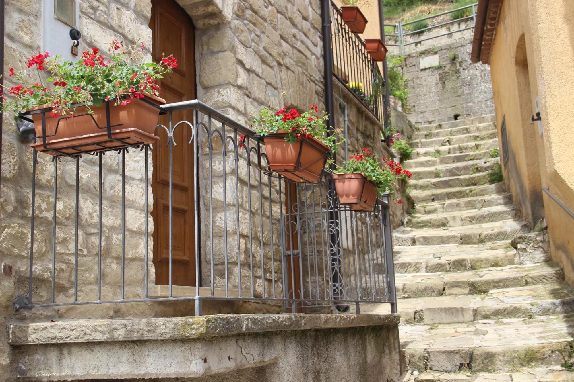 Casa Vacanze Sud E Magia Castelmezzano Exterior photo
